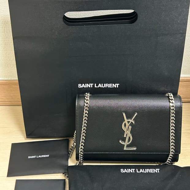 입생로랑 케이트 스몰사이즈 판매합니다