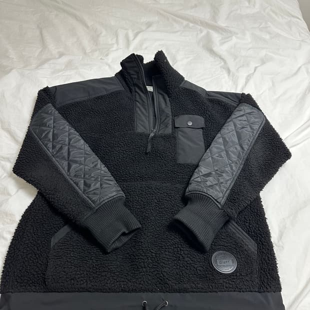  M) 오니츠카타이거 플리스 풀오버 후리스 팝니다