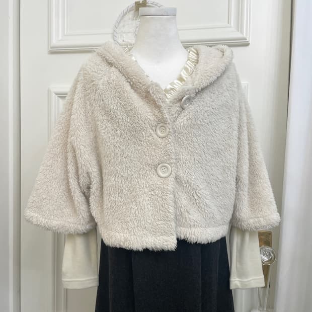 OLIVE DES OLIVE ivory fur hoodie crop ca