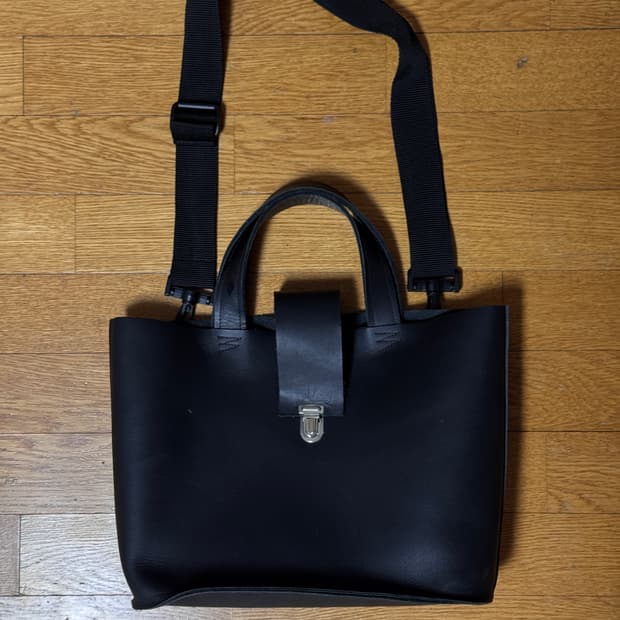 카미엘 포트젠스 레더백 블랙