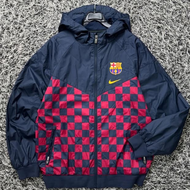 바르셀로나 바람막이