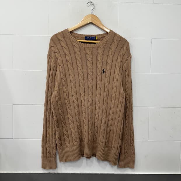 폴로꽈배기니트