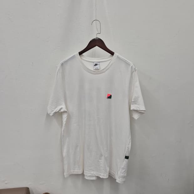 나이키 반팔티 XL