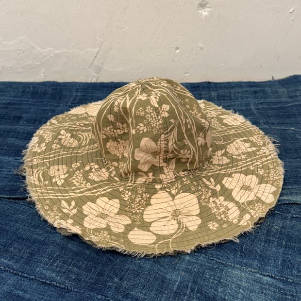 Reversible Floral Fringe 와이드 브림 선햇