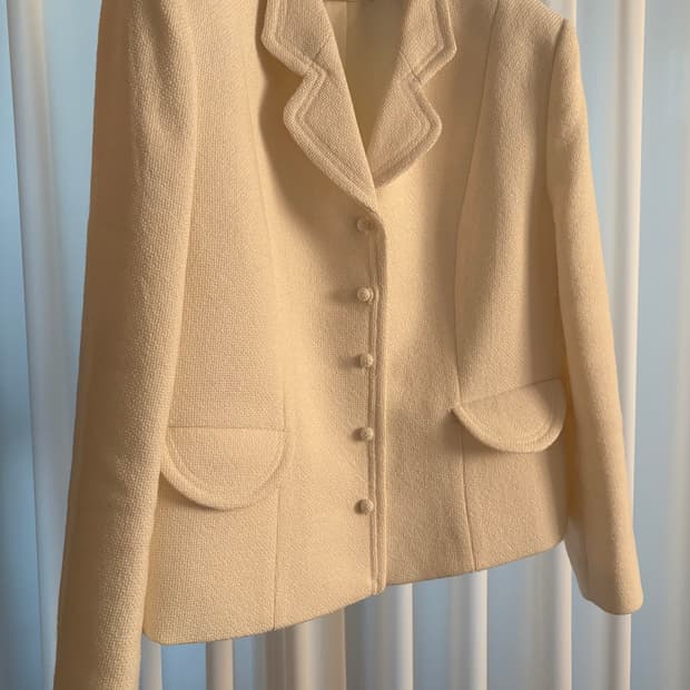 드래곤블루스 라운드 플랩 트위드 자켓