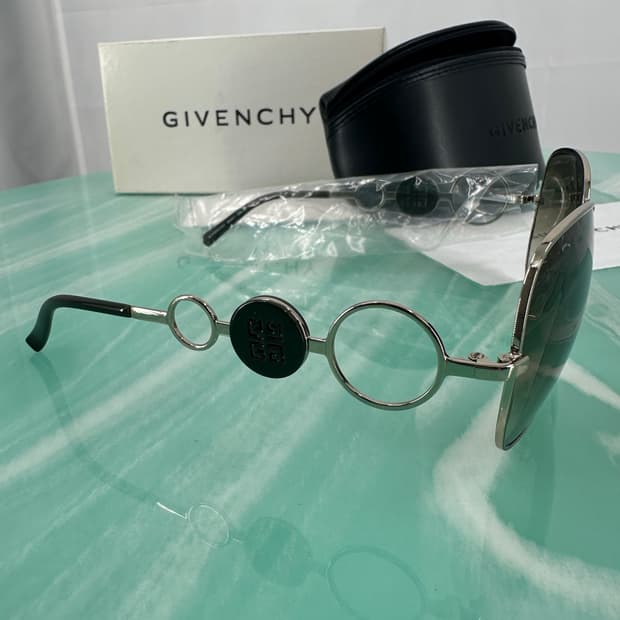 [정품 새상품 무료배송] 지방시 여성 선글라스