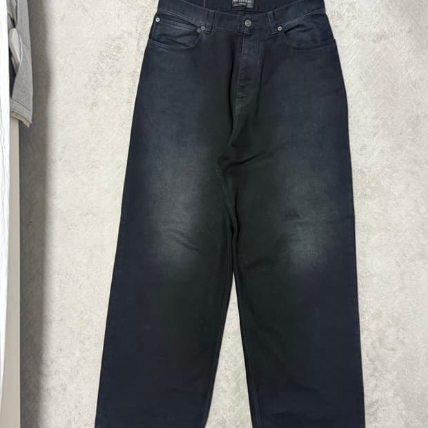 발렌시아가 사이즈 스티커 배기 데님 블랙 S