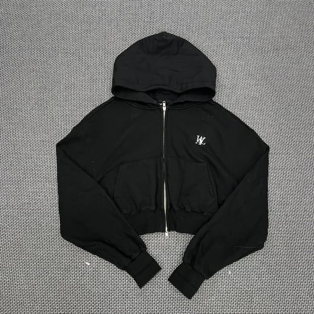 우알롱 블랙 크롭 후드집업