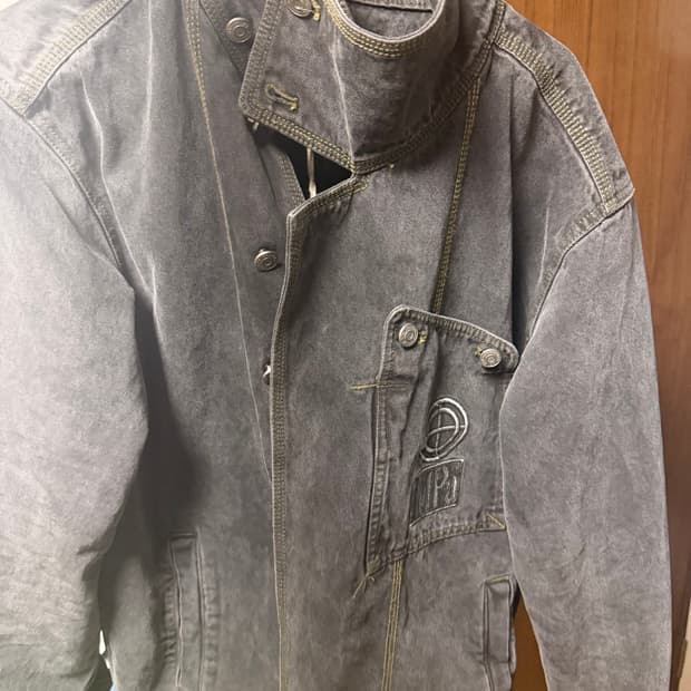 Mpa플라스틱 프로덕트 자켓 사이즈 교환(제꺼 m이랑 L로),판매