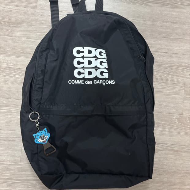 꼼데가르송 백팩