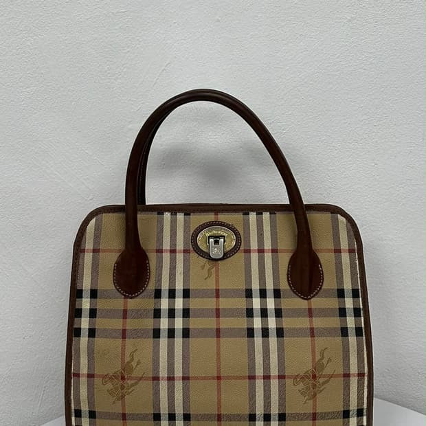 버버리 노바체크 빈티지 금장 핸드백 토트