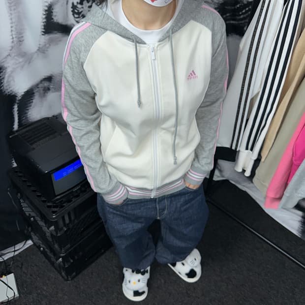 아디다스 핑크 삼선 후드집업