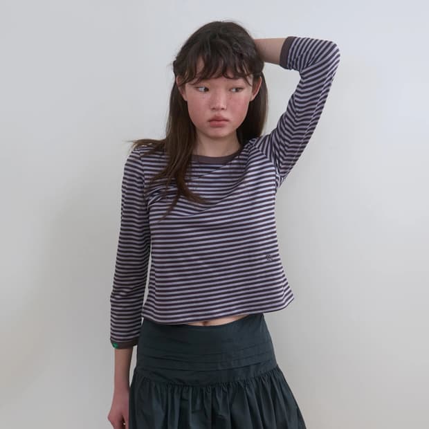 노컨텐츠 319. Shoulder Snap T_ Brown