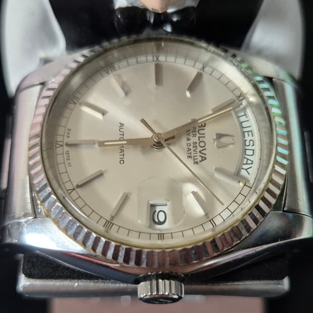 부로바 슈퍼세빌 데이데이트 실버 오트메틱