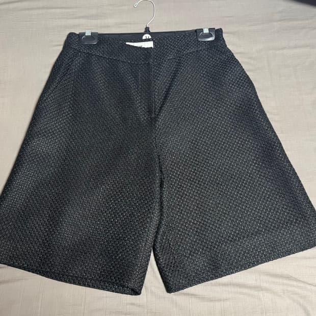 11AM 검정 트위드 버뮤다 숏츠 반바지