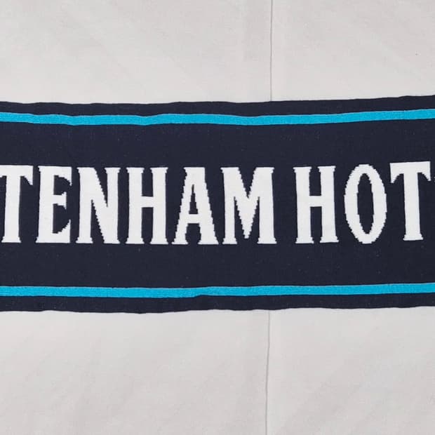 토트넘 가레스 베일 머플러 팝니다