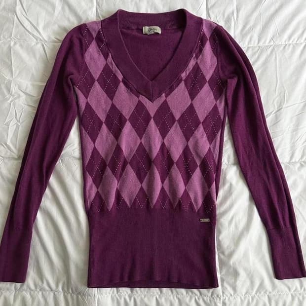 게스 빈티지 아가일 니트