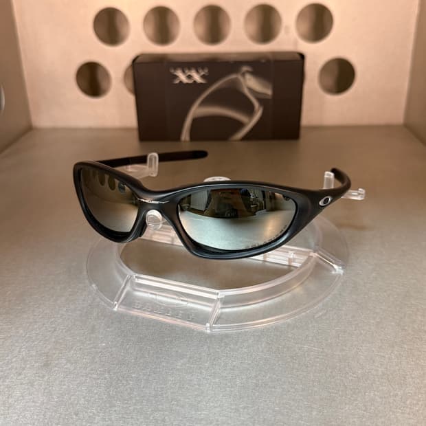 오클리 XX 트웬티 (2000)