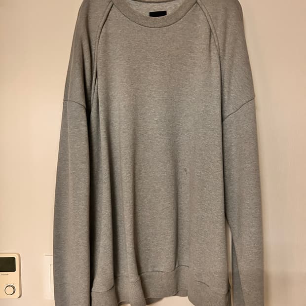 준지 / 뾰족머리 맨투맨 / s