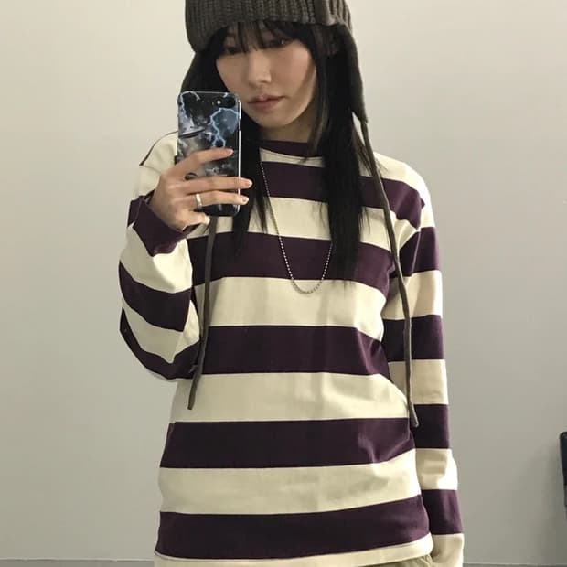 유니클로 스트라이프 롱슬리브