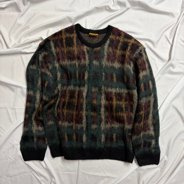 [L] 다임 플레이드 니트 블랙