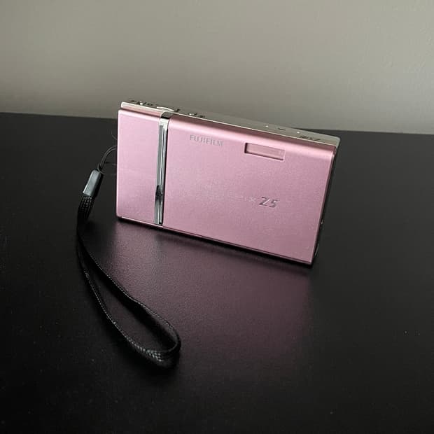 뉴진스 민지 디카! 후지필름 파인픽스 z5fd 핑크