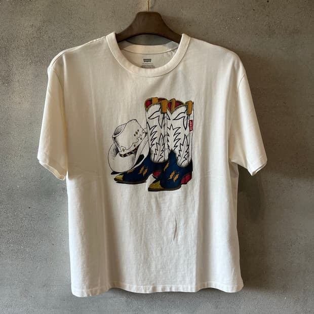 리바이스 반팔티