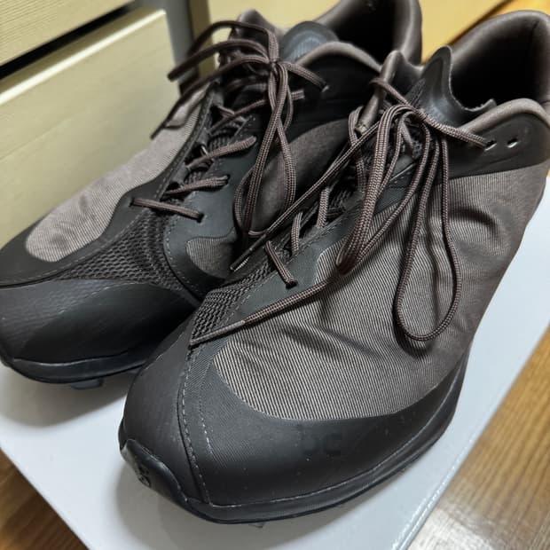 온러닝 x Paf(온파프) 클라우드벤쳐 피크 카카오 275