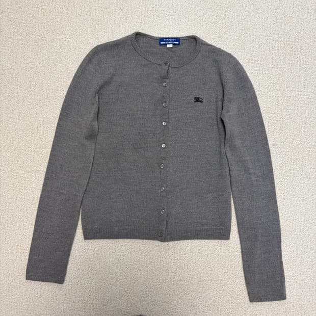 버버리 울 그레이 가디건