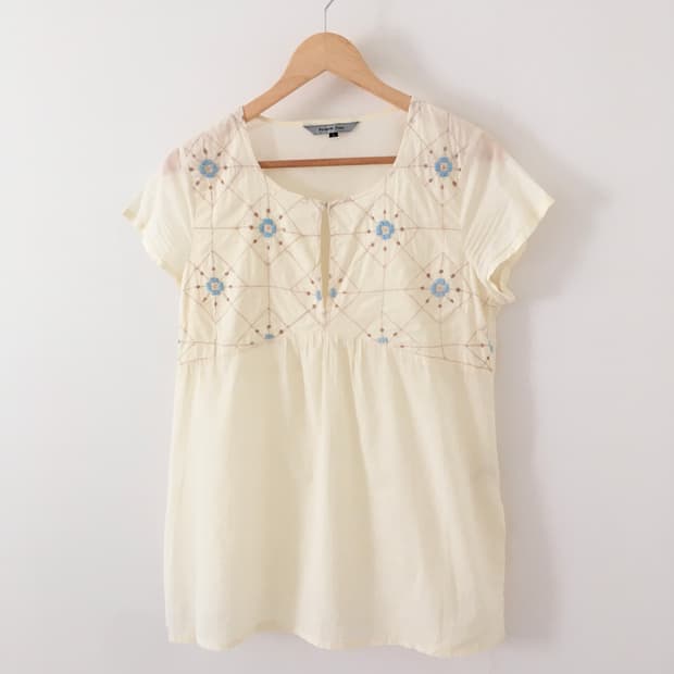 baby embroidery top