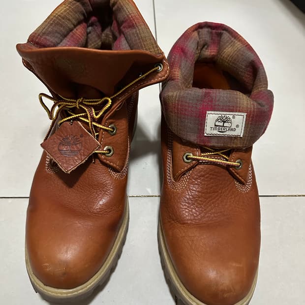 팀버랜드 탑롤 부츠