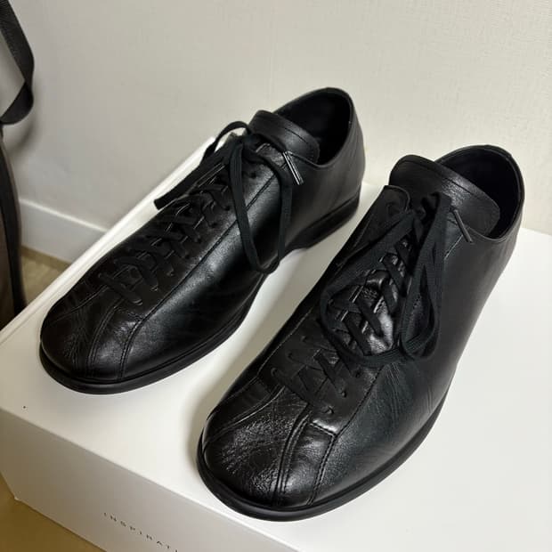 무신사 스탠다드 레트로 복싱 더비 슈즈 250