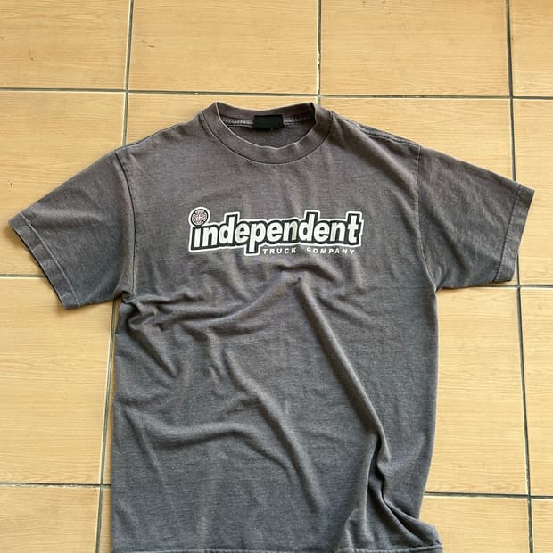 90‘s 인디펜던트트럭 티셔츠 