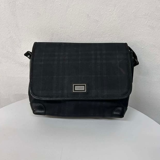 버버리 빈티지 노바체크 플랩 숄더백 크로스백