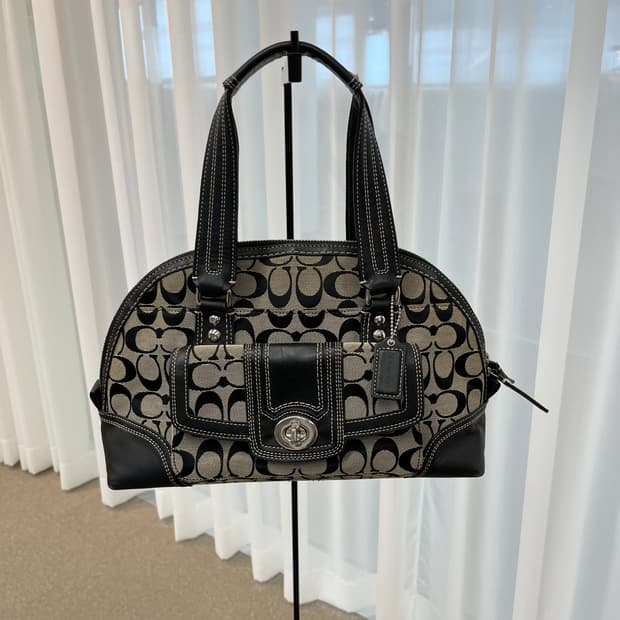 Coach Vandal Black Shoulder Bag
