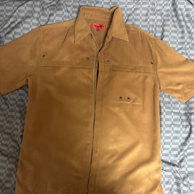 스웨이드 반팔 셔츠