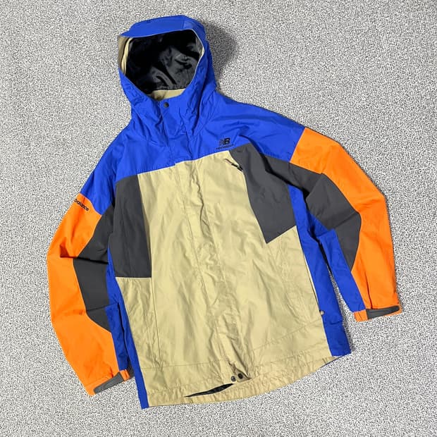 뉴발란스 바람막이 자켓