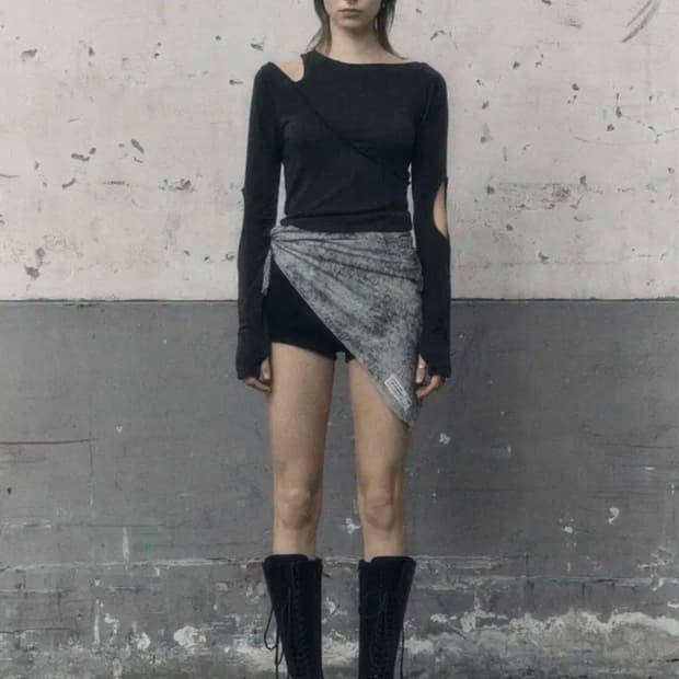 보헤미안서울 슬리브 홀 레이어드 티 애쉬 차콜