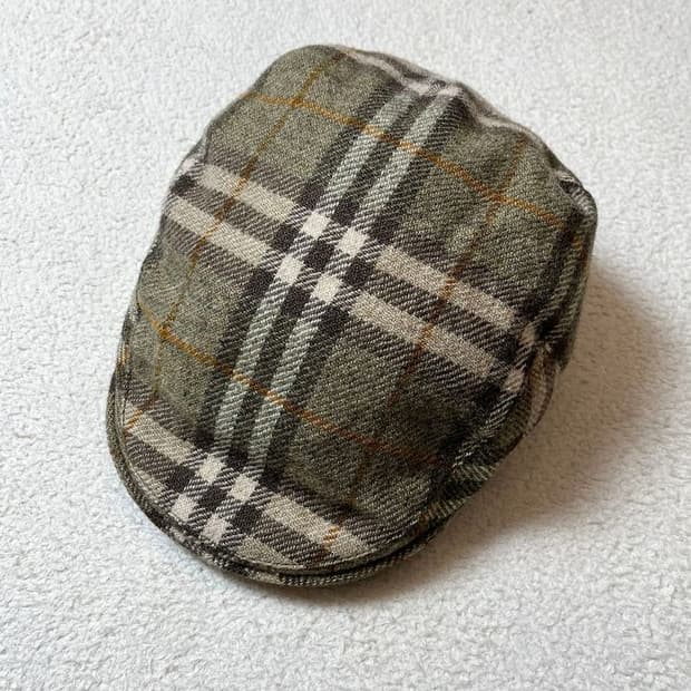 버버리 90's 런던 헤리티지 헌팅캡 A1826