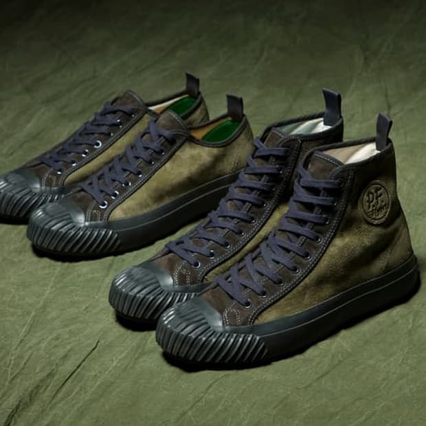 이스트로그 밀리터리 스니커즈