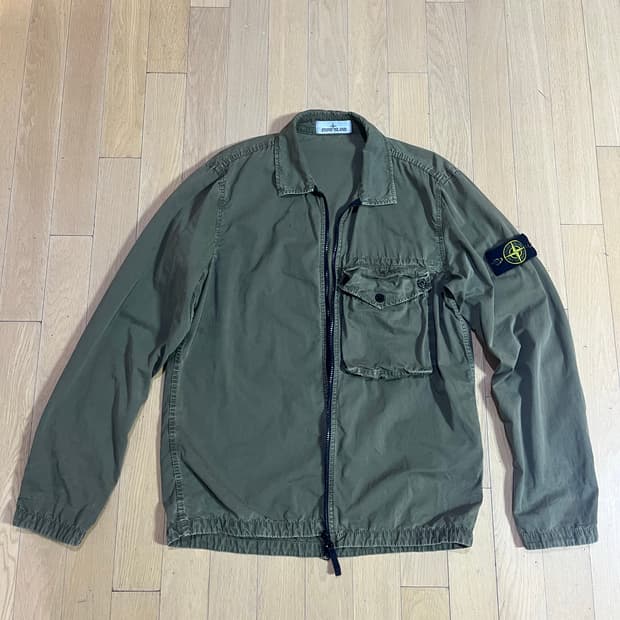 스톤아일랜드 원포켓 올드 이펙트 오버자켓 카키(L사이즈)