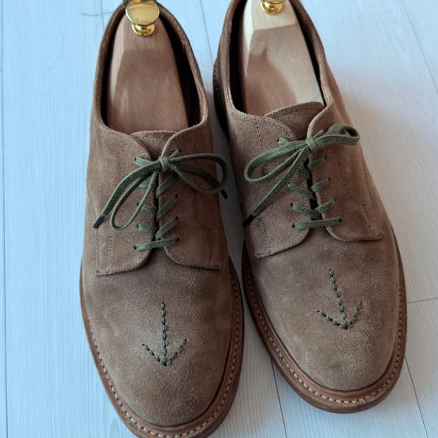 샌더스 x 올리브드랩서비스 스웨이드 더비 