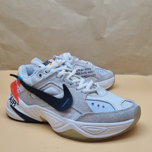 나이키 M2K 테크노 운동화 225