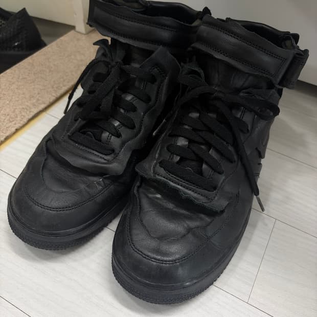 꼼데가르송 포스 미드