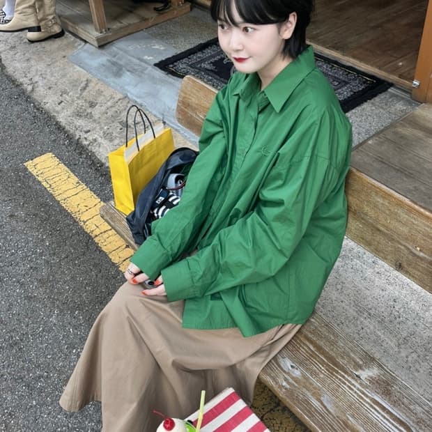 아케 그린 셔츠