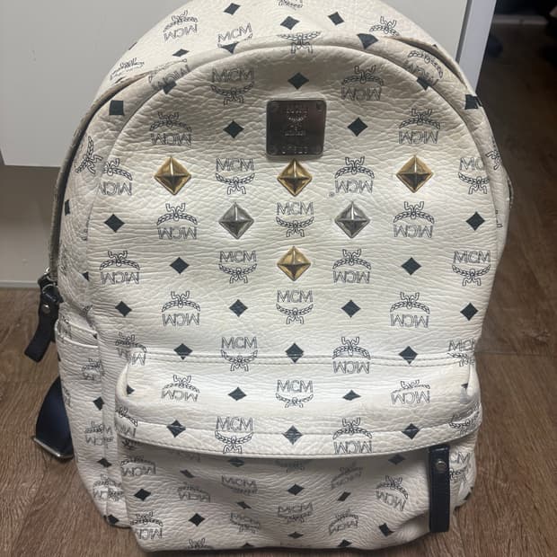 Mcm 백팩 (큰 사이즈)