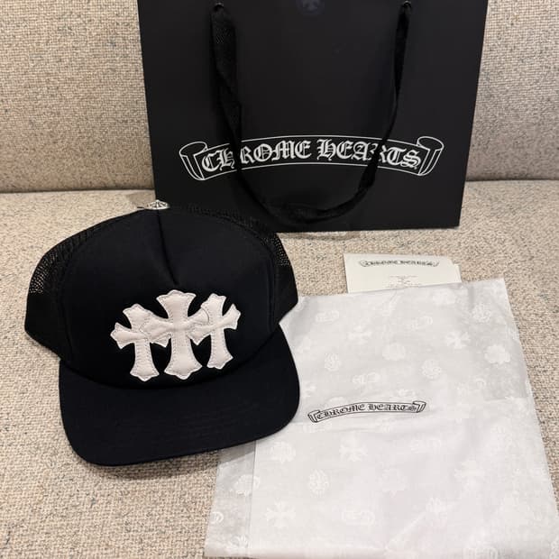 크롬하츠 세메터리 레더 패치 트러커 햇