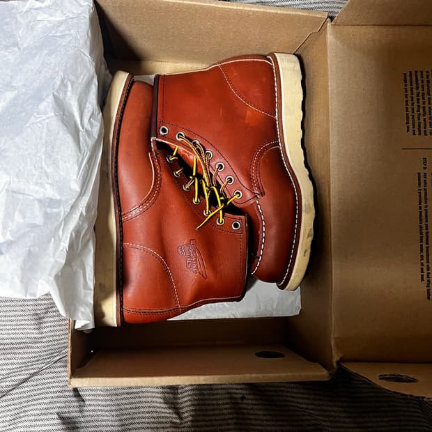 레드윙 8131 목토 5E , 235~240 사이즈 극미중고