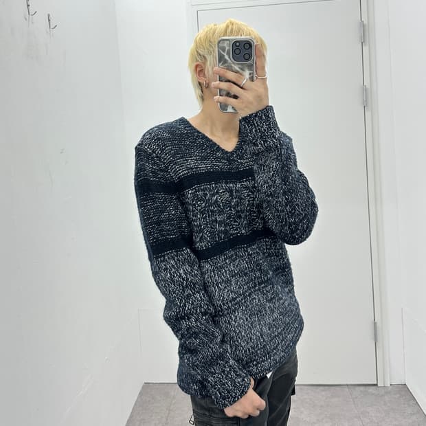 GUESS vintage acrylic wool knit