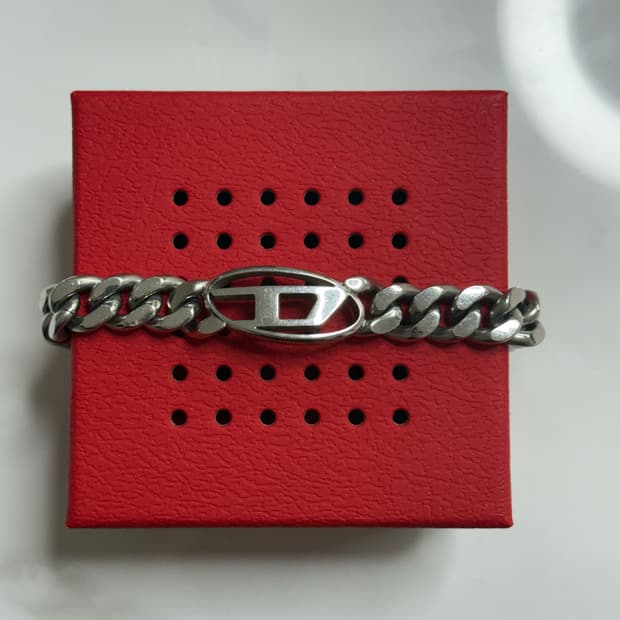 디젤 팔찌 판매합니다